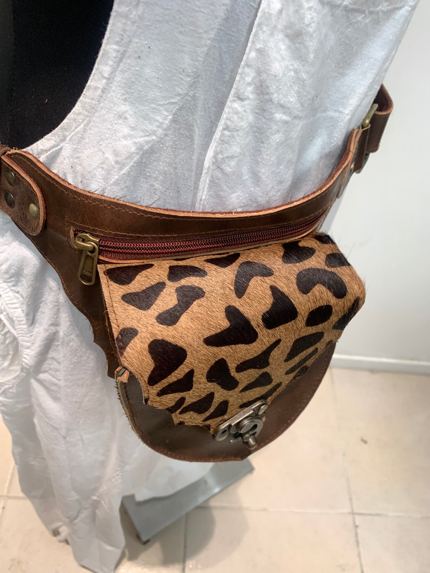 UNISEX GENUINE LEATHER BUM BAGS #BB337