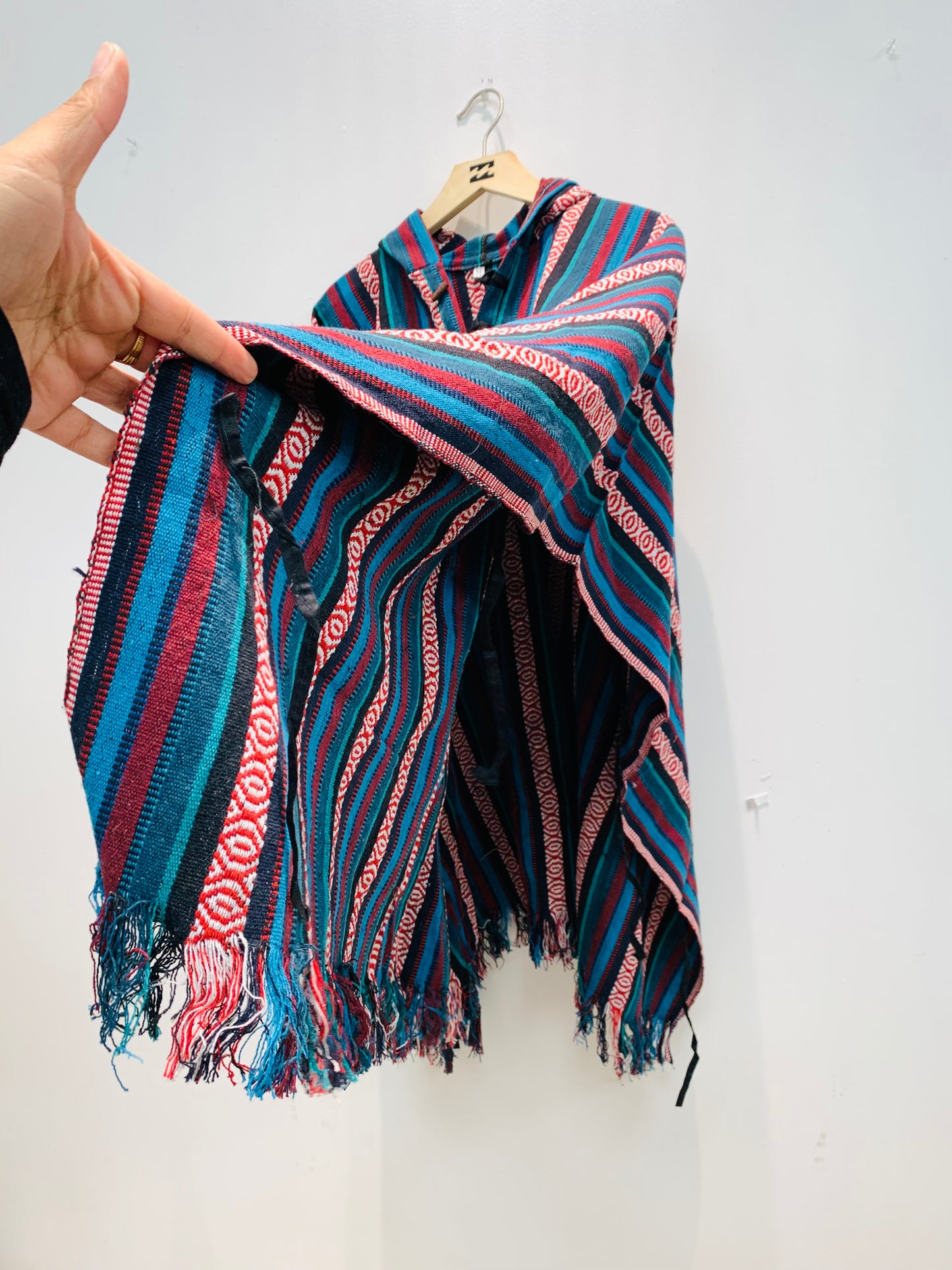 Boho handcrafted Hoodie UNISEX Gheri/ Dari poncho #665526