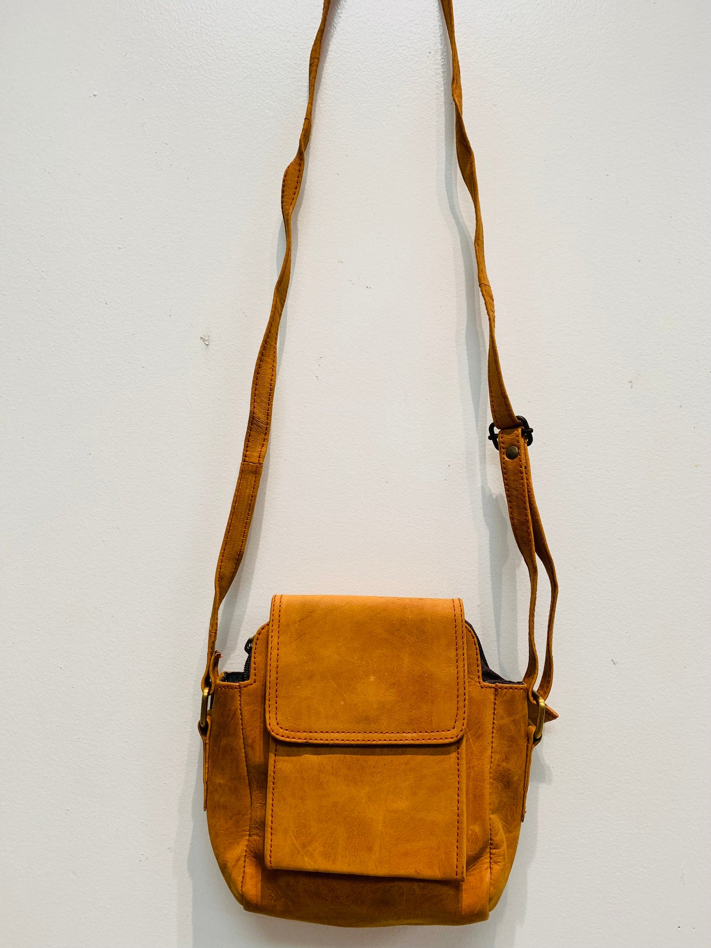 BOHEMIAN STATEMENT HANDCRAFTED GENUINE LEATHER BAG #LEA1030
