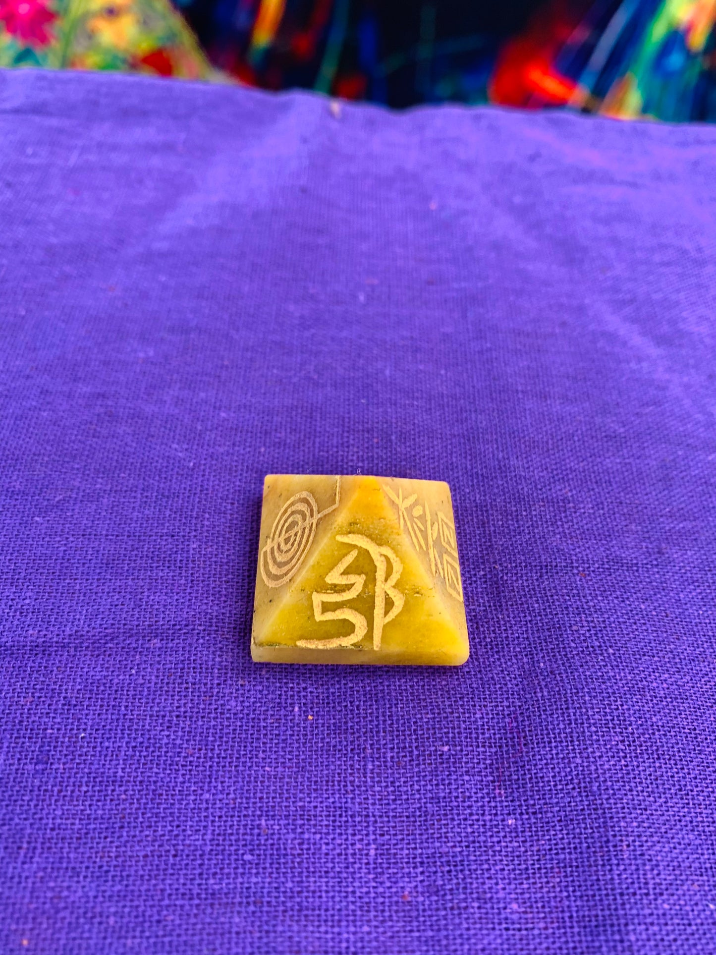 BOHO NATURAL STONE PYRAMID # 12213