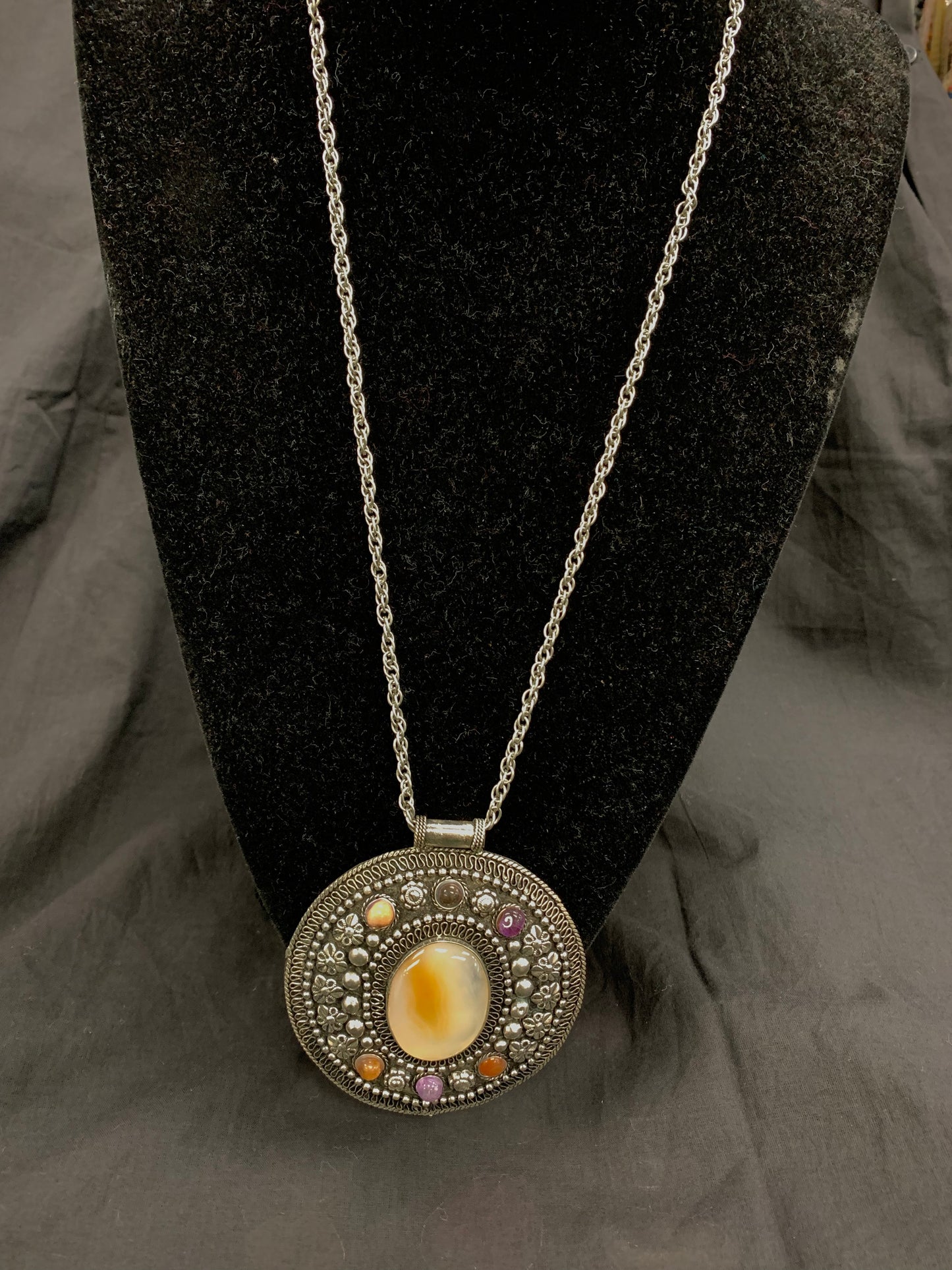 BOHEMIAN STYLE HANDCRAFTED STONES NECKLACE #711