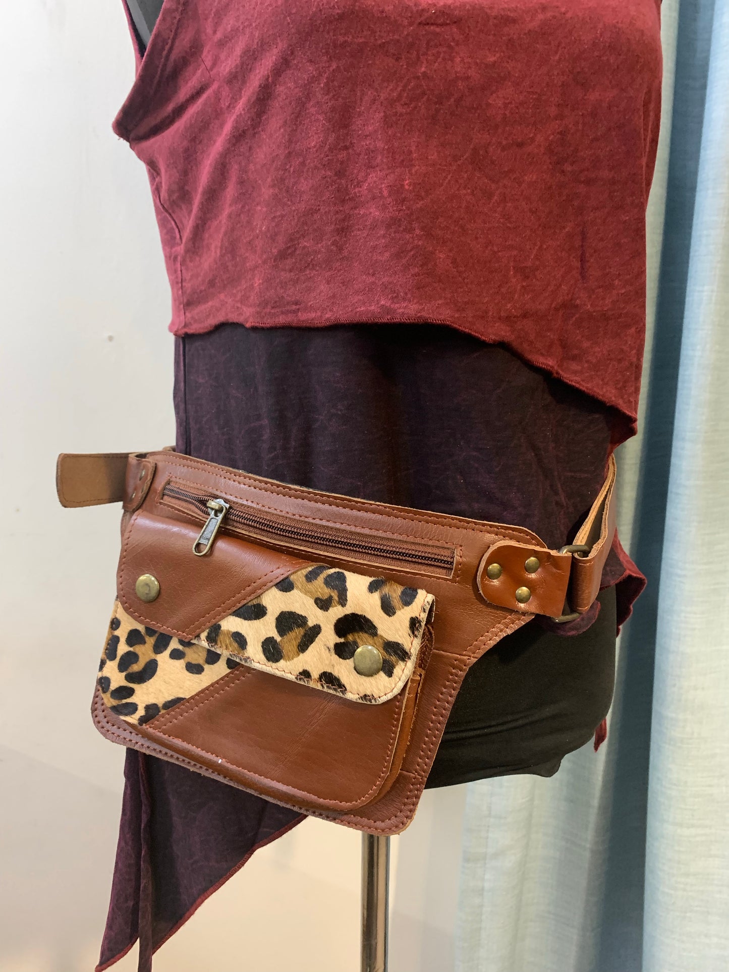 BOHEMIAN STYLE HANDCRAFTED UNISEX GENUINE LEATHER BUM BAGS #2135