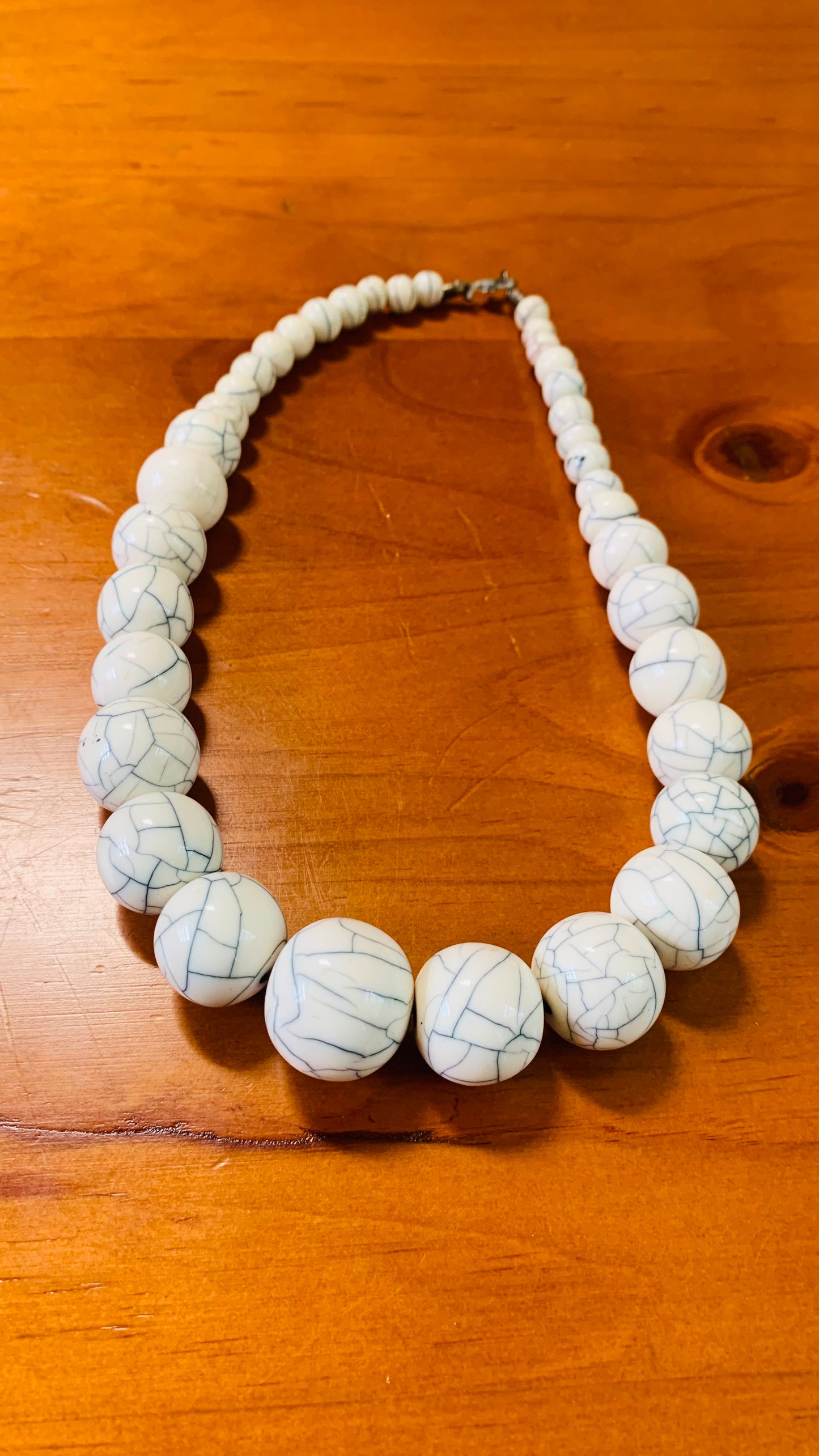 HANDCRAFTED BEADS NECKLACE #A204