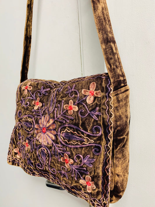 BOHEMIAN STYLE HANDCRAFTED MESSENGER BAG #1106714