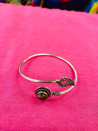 BOHEMIAN STYLE HANDCRAFTED METAL BANGLE# 8486