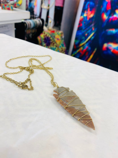 BOHEMIAN STYLE HANDCRAFTED ARROWHEAD PENDANT #170082